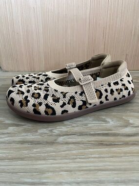 WHITIN Women's Mary Jane Flats Zero Drop Sole Adjustable Straps size 10